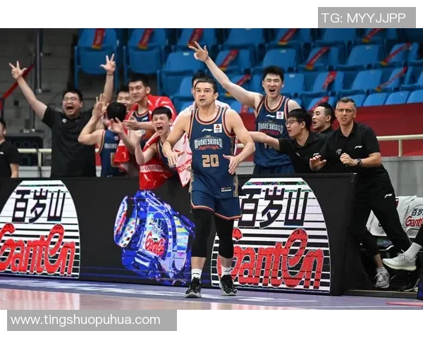 南京羽毛球队状态变革引发热议球员表现与战术调整成焦点讨论